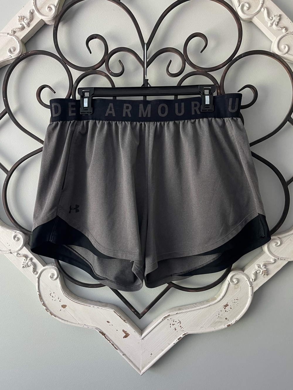 Women’s Under Armour Shorts Bundle - Picture 3 of 7